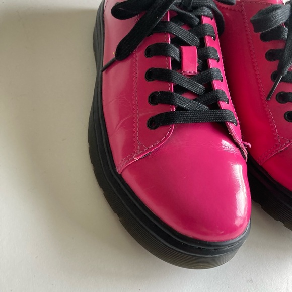 Dr. Martens Spin Pink Patent Leather Low Top Sneakers size 11 - Picture 8 of 16
